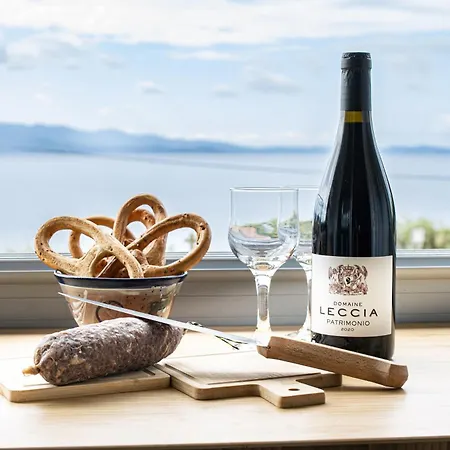 L'aragnascu * アジャクシオ