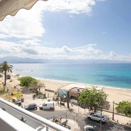 アパート L'aragnascu *